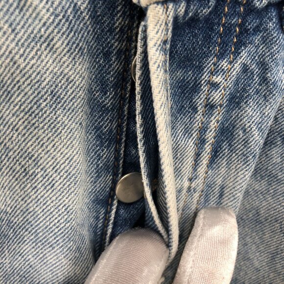 Zara High Waisted Mom Jean Womens Size 2 Light Wash Blue Distressed Raw Hem‎ - Picture 5 of 11